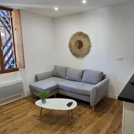 Appartement Moderne Et Contemporain, Wifi, 2 Pers