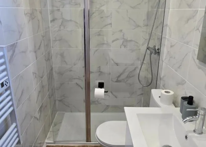 Moderne Et Contemporain, Wifi, 2 Pers * Pau